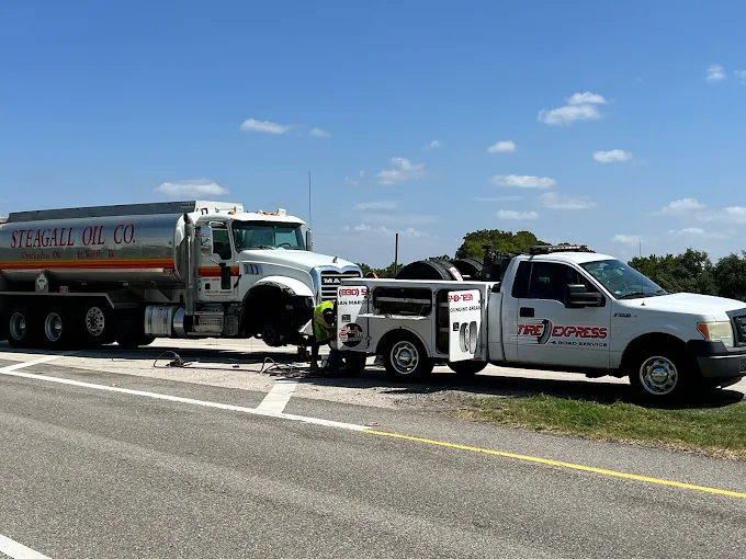 18-wheeler & diesel mechanics