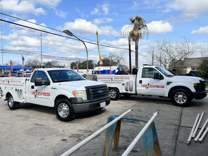 Tire Express & Road Service Trucks 